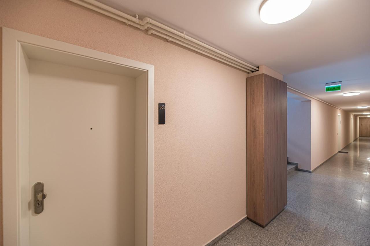 Rentforcomfort Apartment Ella 2 Braszów Zewnętrze zdjęcie